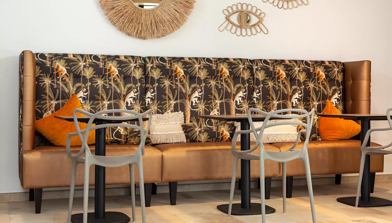 Hotel Knoblauch Kaffeebar Bild 03@2x