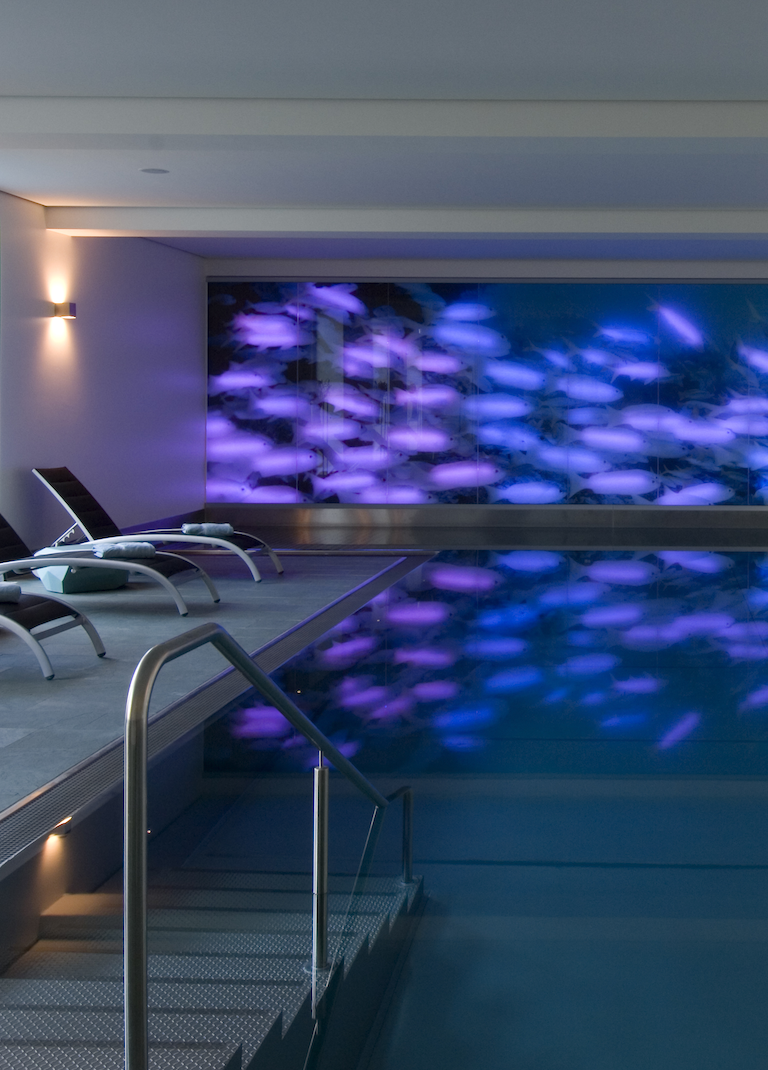 Schwimmbad ausgeschnitten